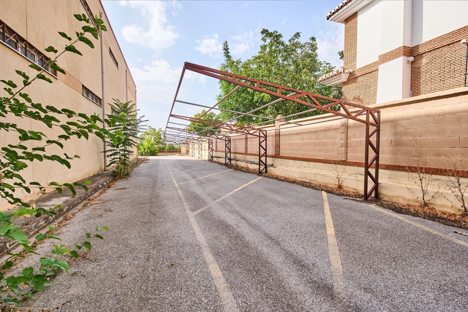 10 bedroom Business for sale in Alhendin - € 1,200,000 (Ref: 9118890)