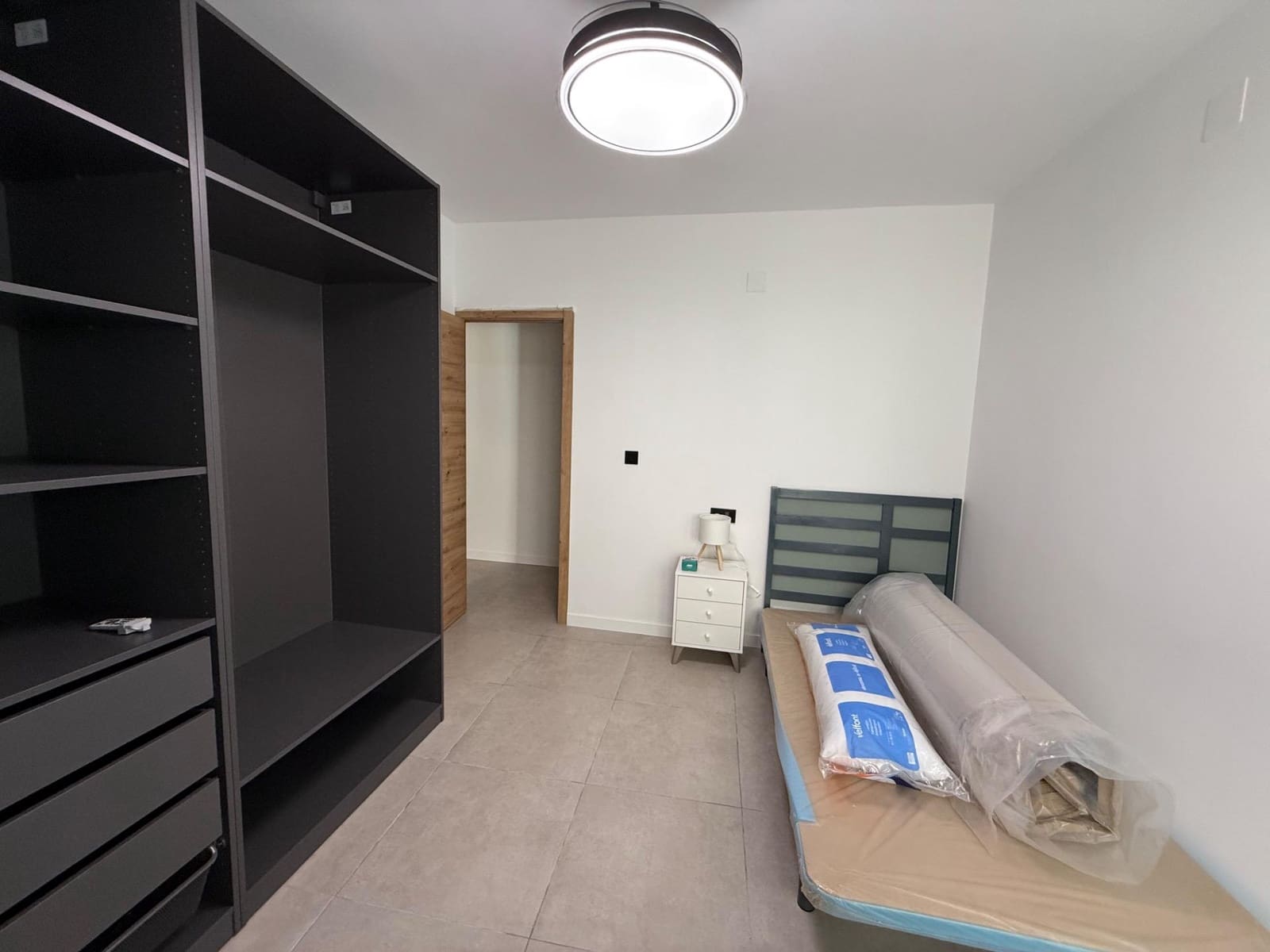 1 sypialnia Apartament do wynajęcia w Miasto Grenada - 300 € (Ref: 9137324)