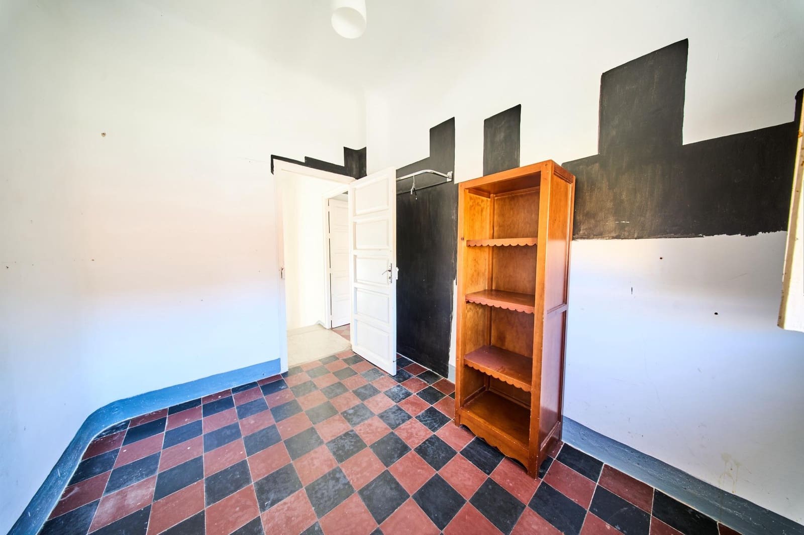 5 soveværelse Semi-Rækkehus til salg i Granada by med swimmingpool garage - € 460.000 (Ref: 9143137)