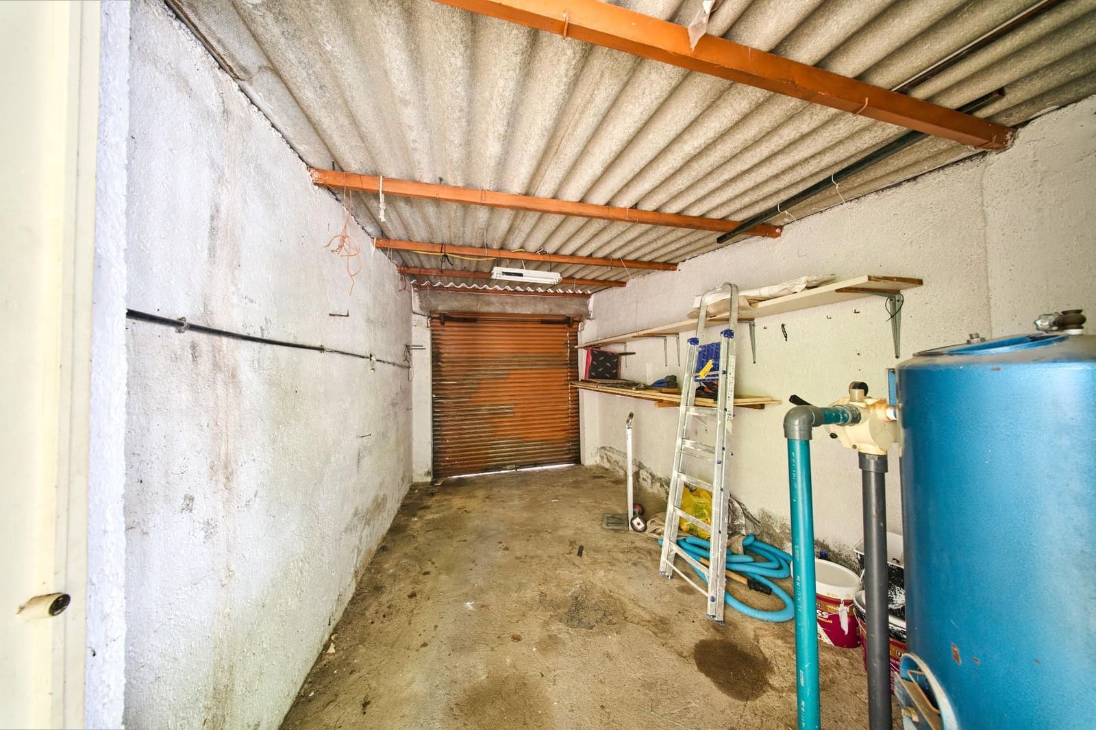 5 soveværelse Semi-Rækkehus til salg i Granada by med swimmingpool garage - € 460.000 (Ref: 9143137)