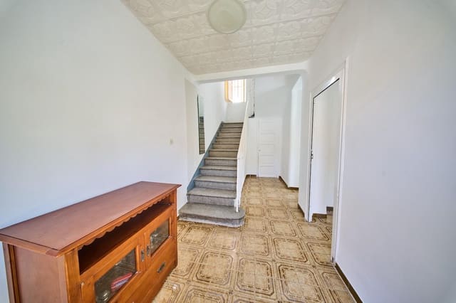 5 soveværelse Semi-Rækkehus til salg i Carretera de la Sierra, Granada by med swimmingpool garage - € 460.000 (Ref: 9143137)