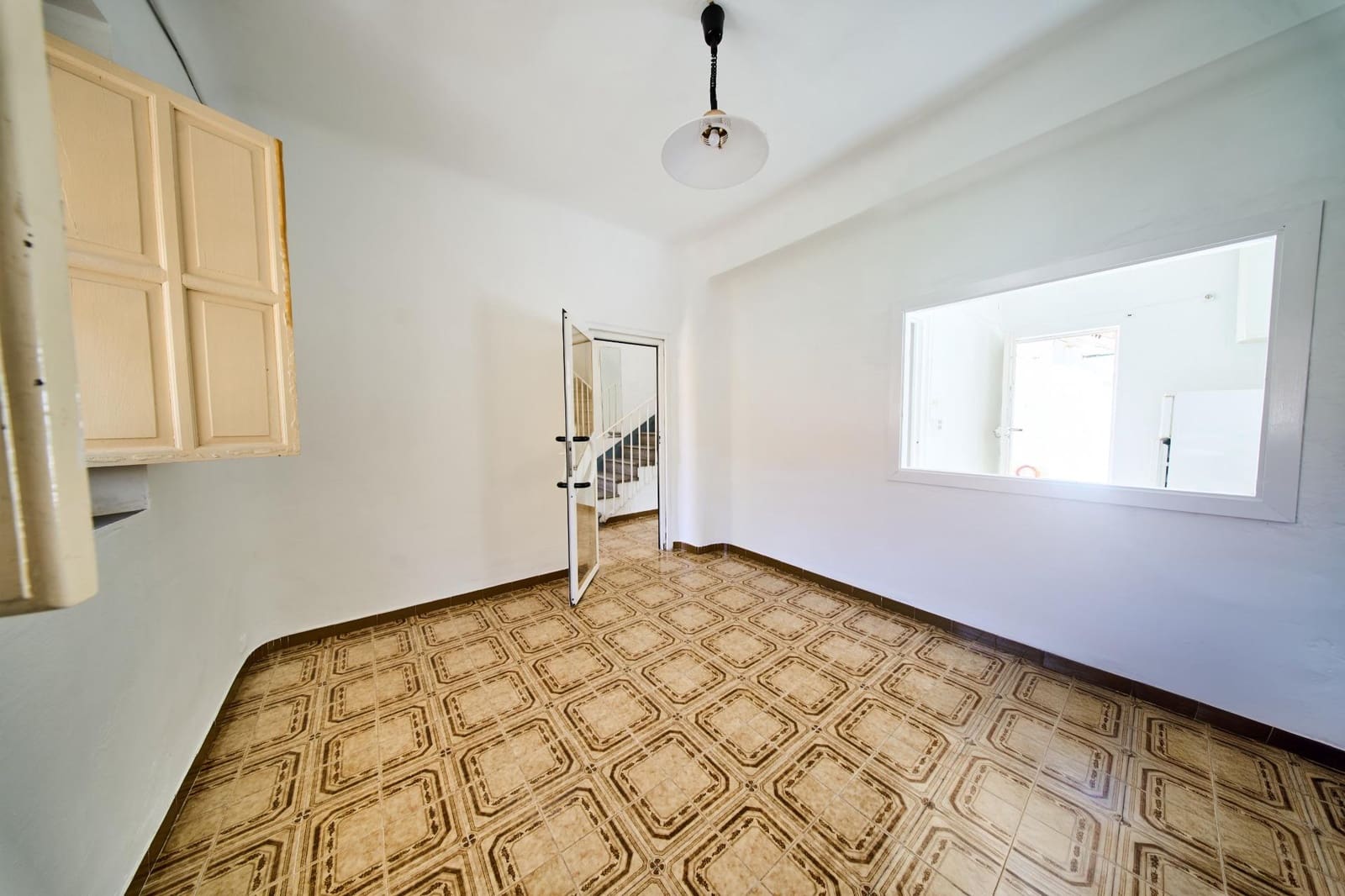 5 soveværelse Semi-Rækkehus til salg i Granada by med swimmingpool garage - € 460.000 (Ref: 9143137)