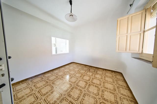 5 soveværelse Semi-Rækkehus til salg i Carretera de la Sierra, Granada by med swimmingpool garage - € 460.000 (Ref: 9143137)