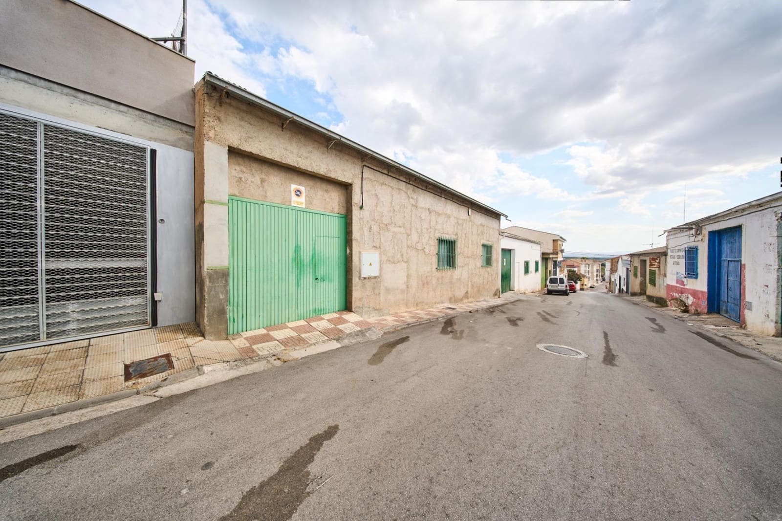 Negocio en Pinos Puente en venta - 79.900 € (Ref: 9149505)