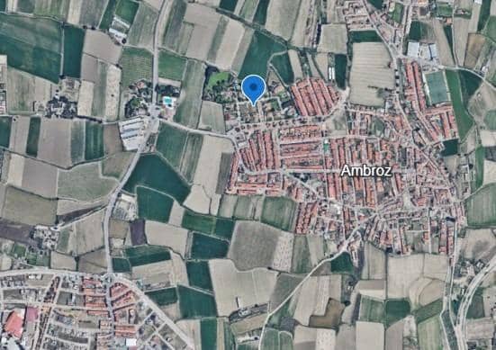 Działka budowlana na sprzedaż w Ambroz - 200 000 € (Ref: 9149506)