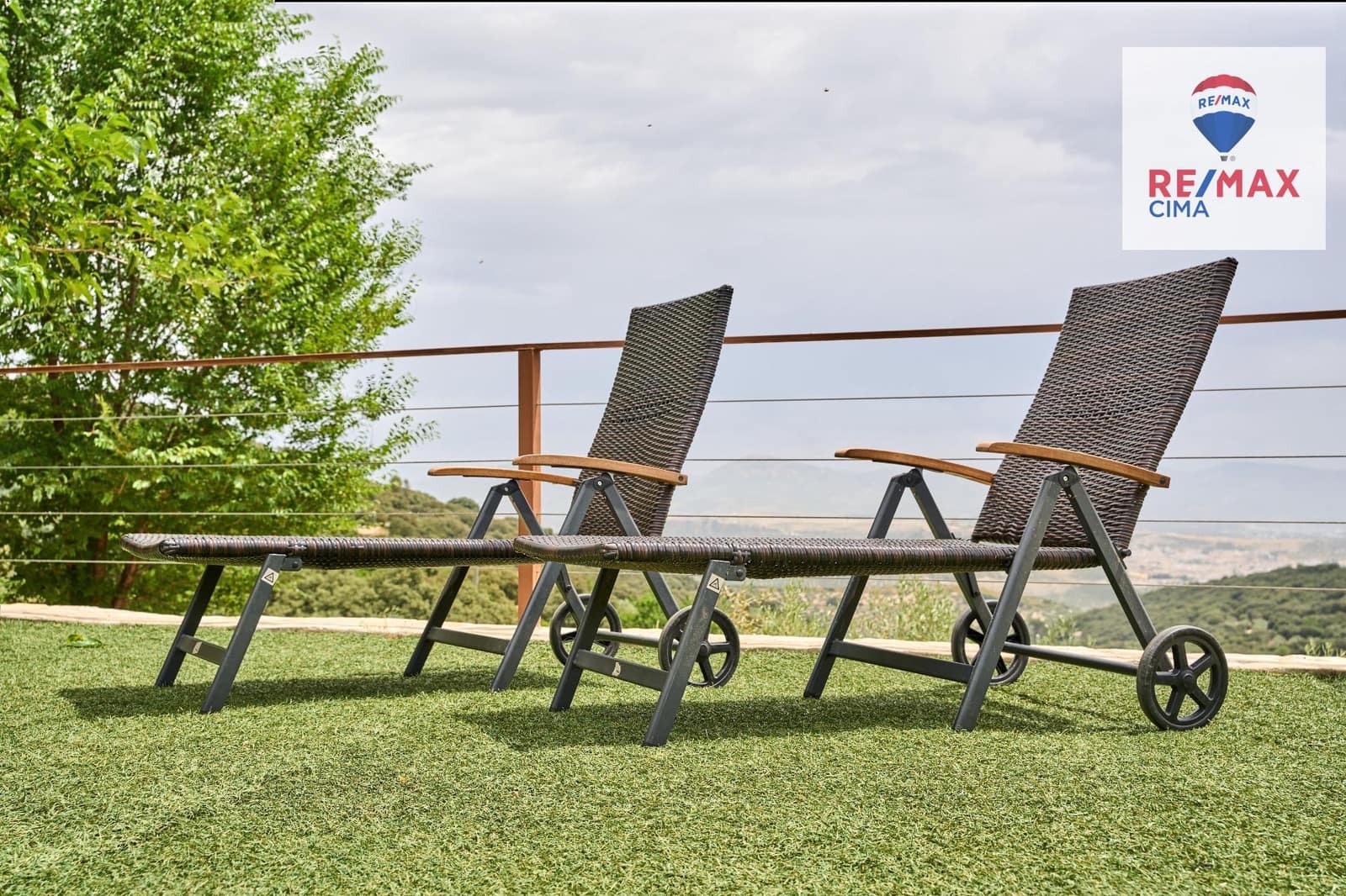 4 soveværelse Finca/Landehus til salg i Alcala la Real med swimmingpool - € 444.000 (Ref: 9162423)