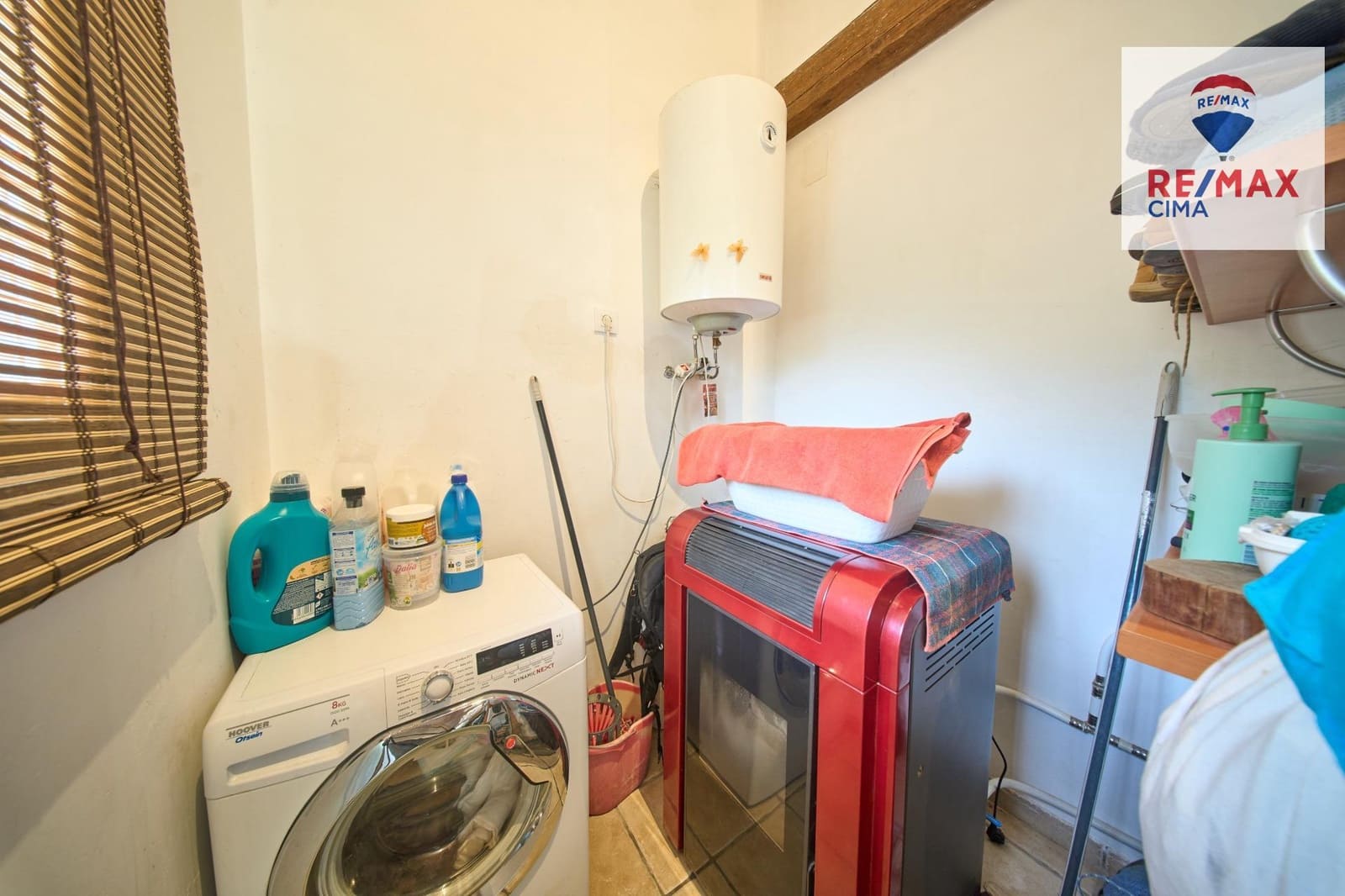 4 slaapkamer Finca/Landhuis te koop in Alcala la Real met zwembad garage - € 399.000 (Ref: 9162423)