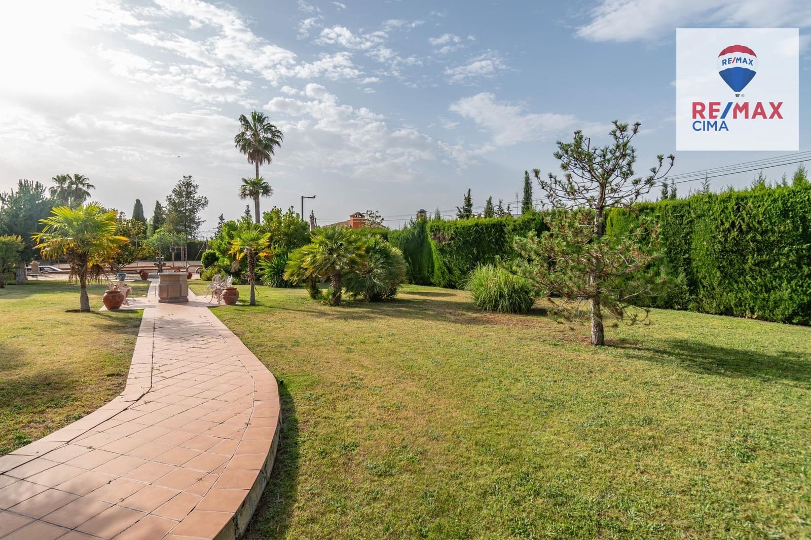 4 chambre Villa/Maison à vendre à Otura avec piscine - 850 000 € (Ref: 9165944)