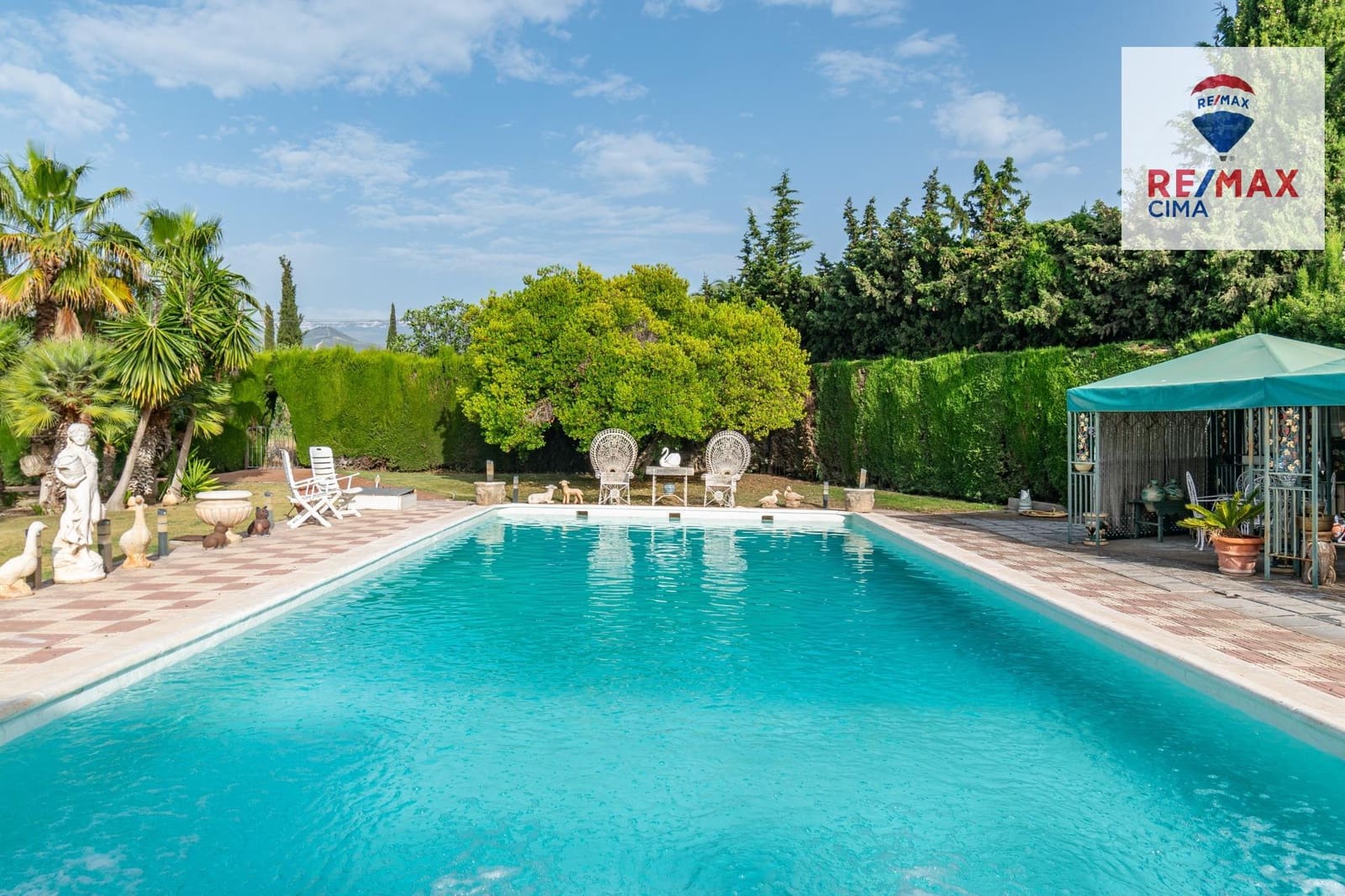 4 chambre Villa/Maison à vendre à Otura avec piscine - 850 000 € (Ref: 9165944)