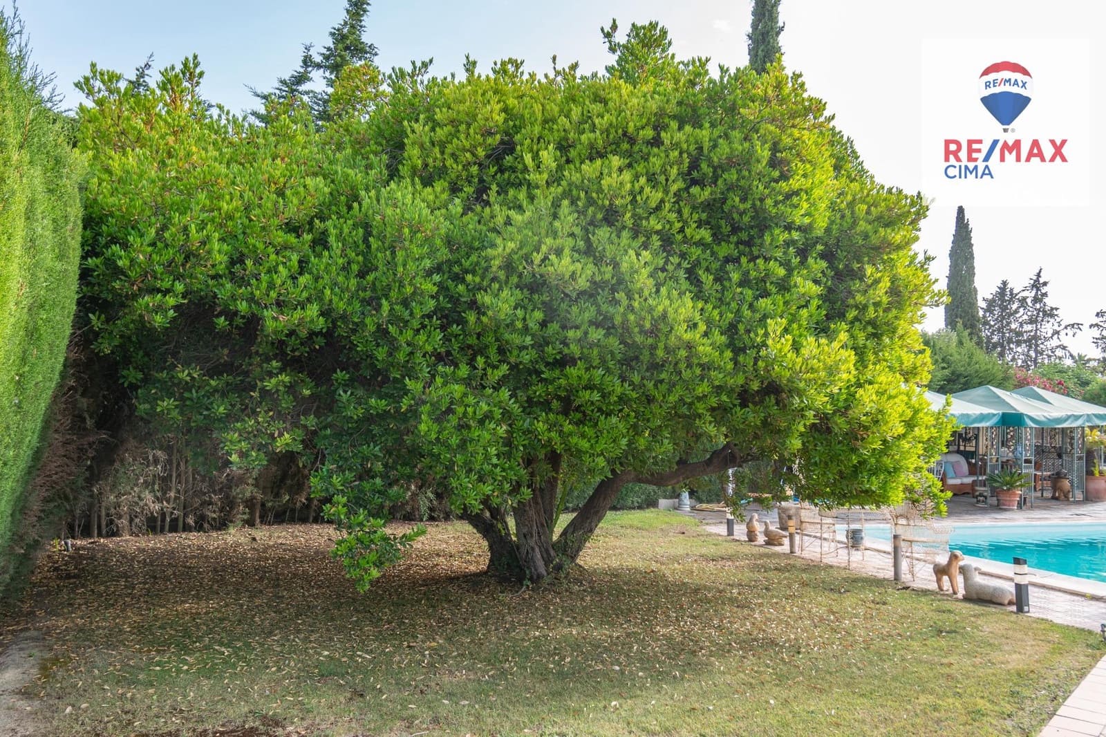 4 chambre Villa/Maison à vendre à Otura avec piscine - 850 000 € (Ref: 9165944)