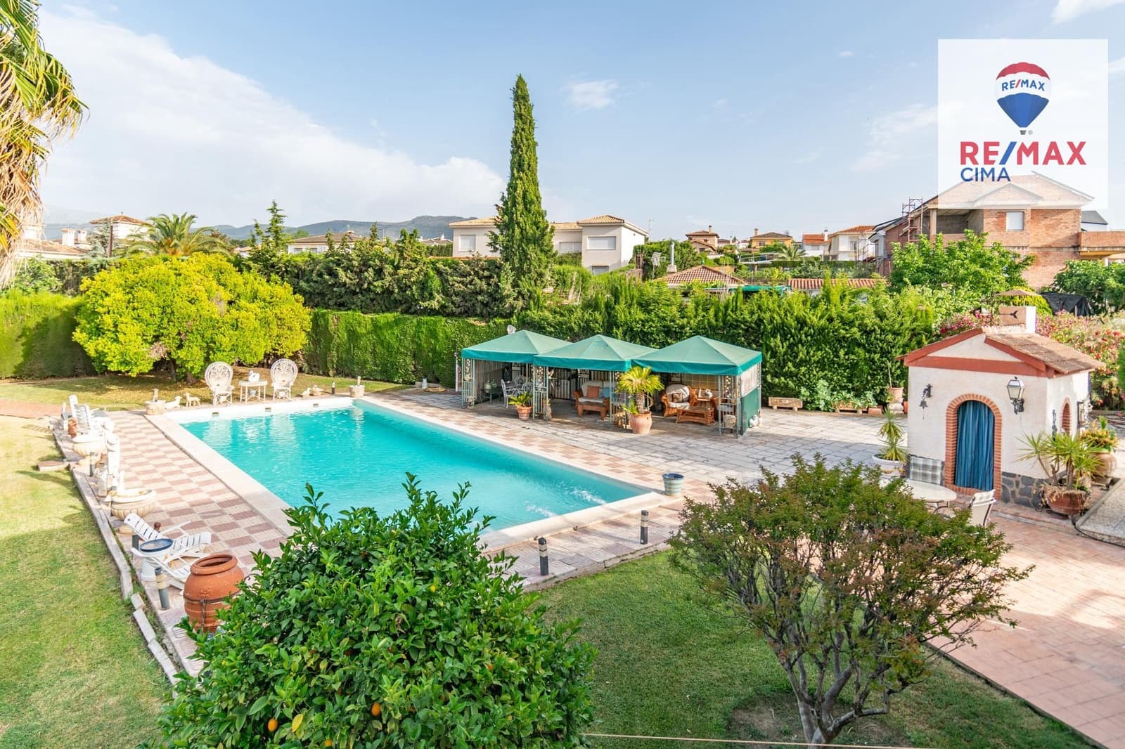 4 chambre Villa/Maison à vendre à Otura avec piscine - 850 000 € (Ref: 9165944)