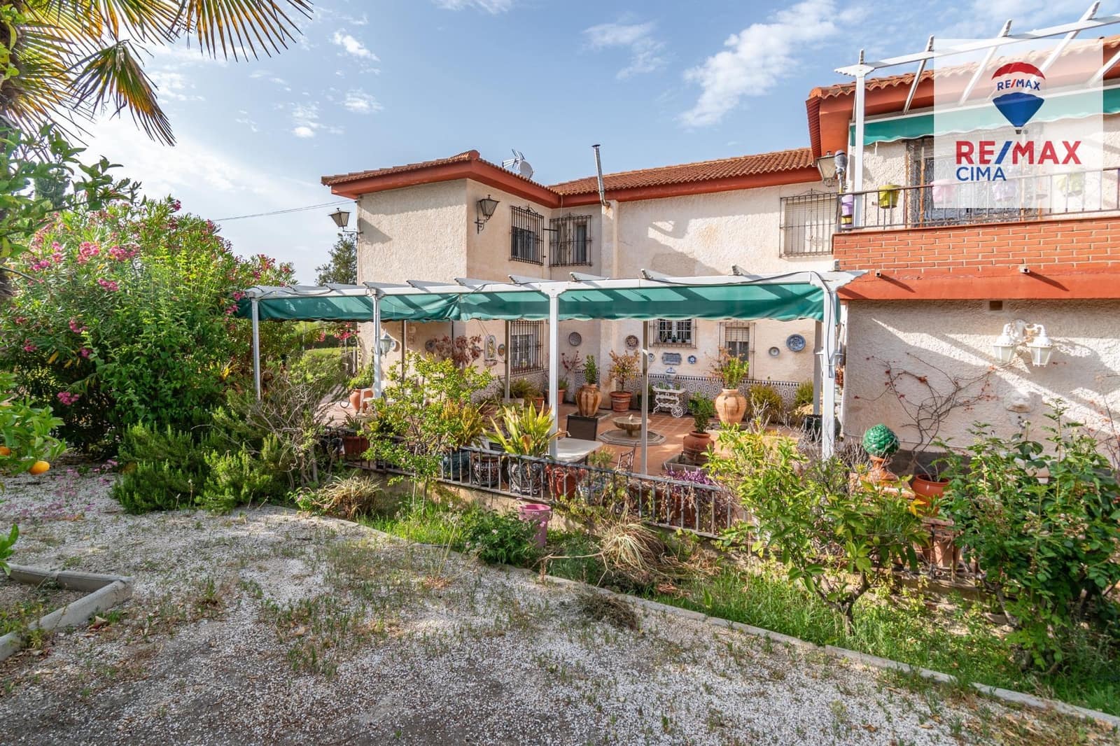 4 chambre Villa/Maison à vendre à Otura avec piscine - 850 000 € (Ref: 9165944)