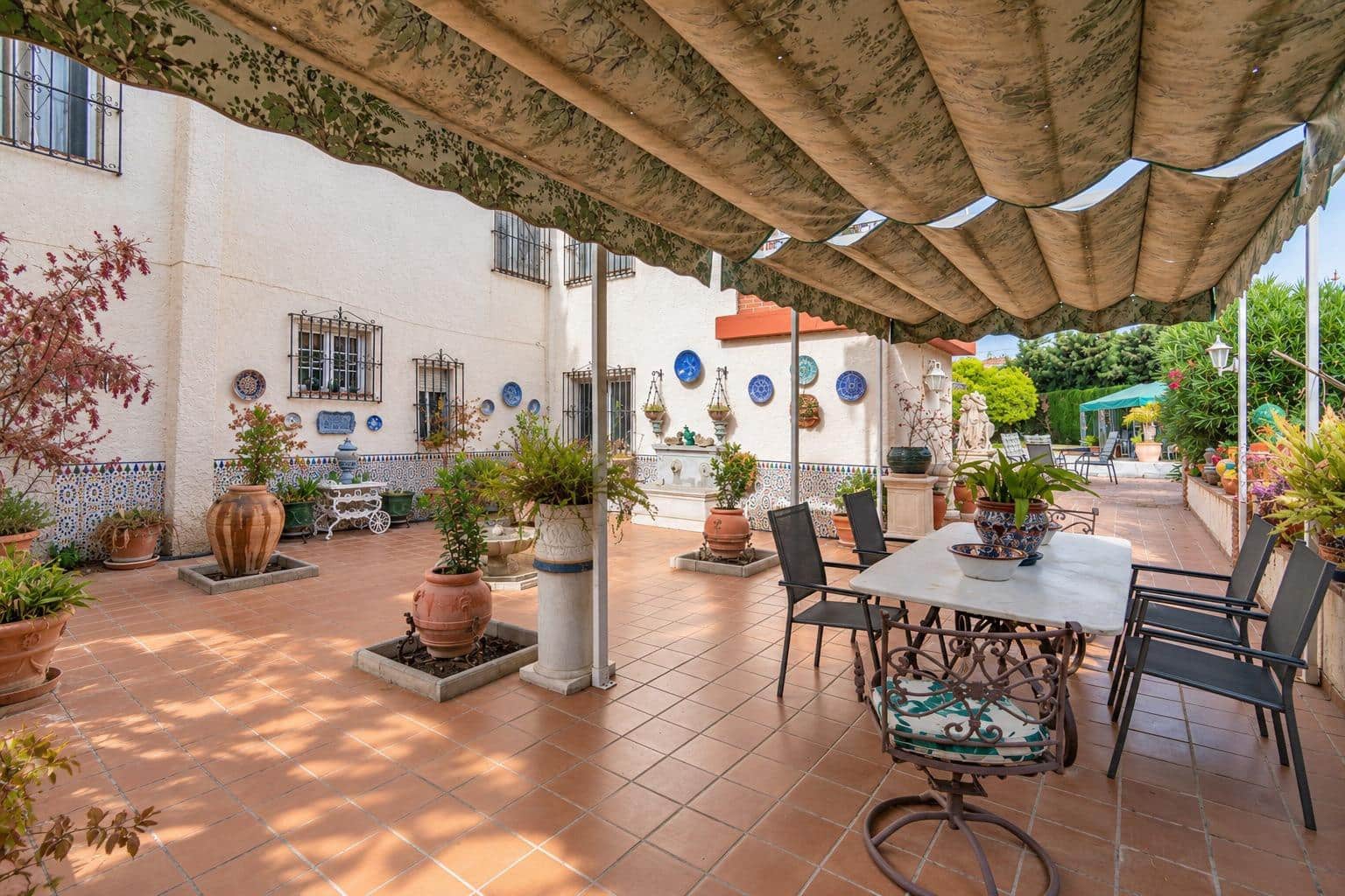 4 bedroom Villa for sale in Otura with pool - € 850,000 (Ref: 9165944)