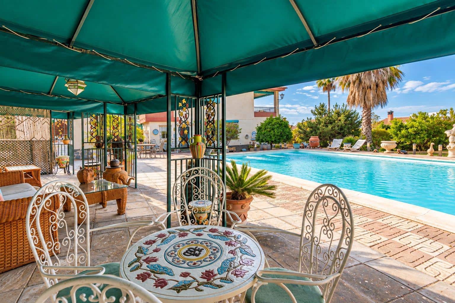 4 bedroom Villa for sale in Otura with pool - € 850,000 (Ref: 9165944)