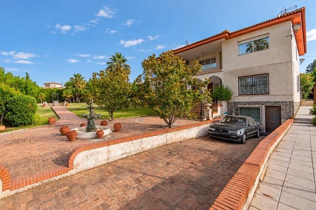 4 chambre Villa/Maison à vendre à Otura avec piscine - 850 000 € (Ref: 9165944)