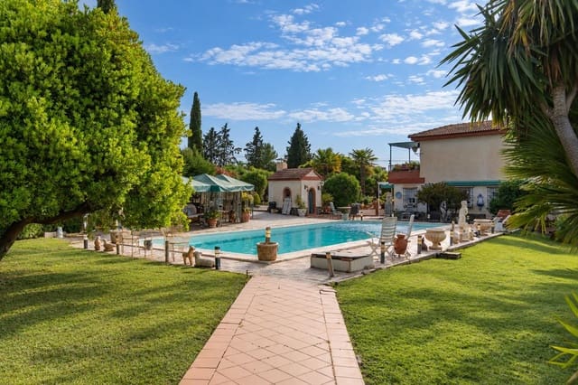 4 chambre Villa/Maison à vendre à Otura avec piscine - 850 000 € (Ref: 9165944)