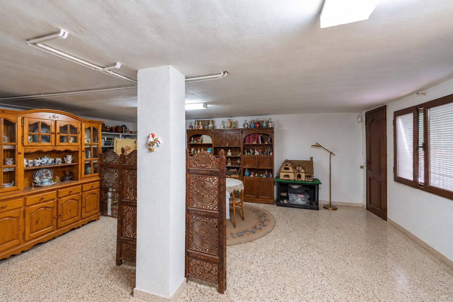4 bedroom Villa for sale in Otura with pool - € 850,000 (Ref: 9165944)