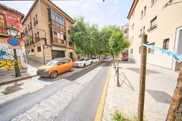 Garage till salu i Granada stad - 26 500 € (Ref: 9169688)