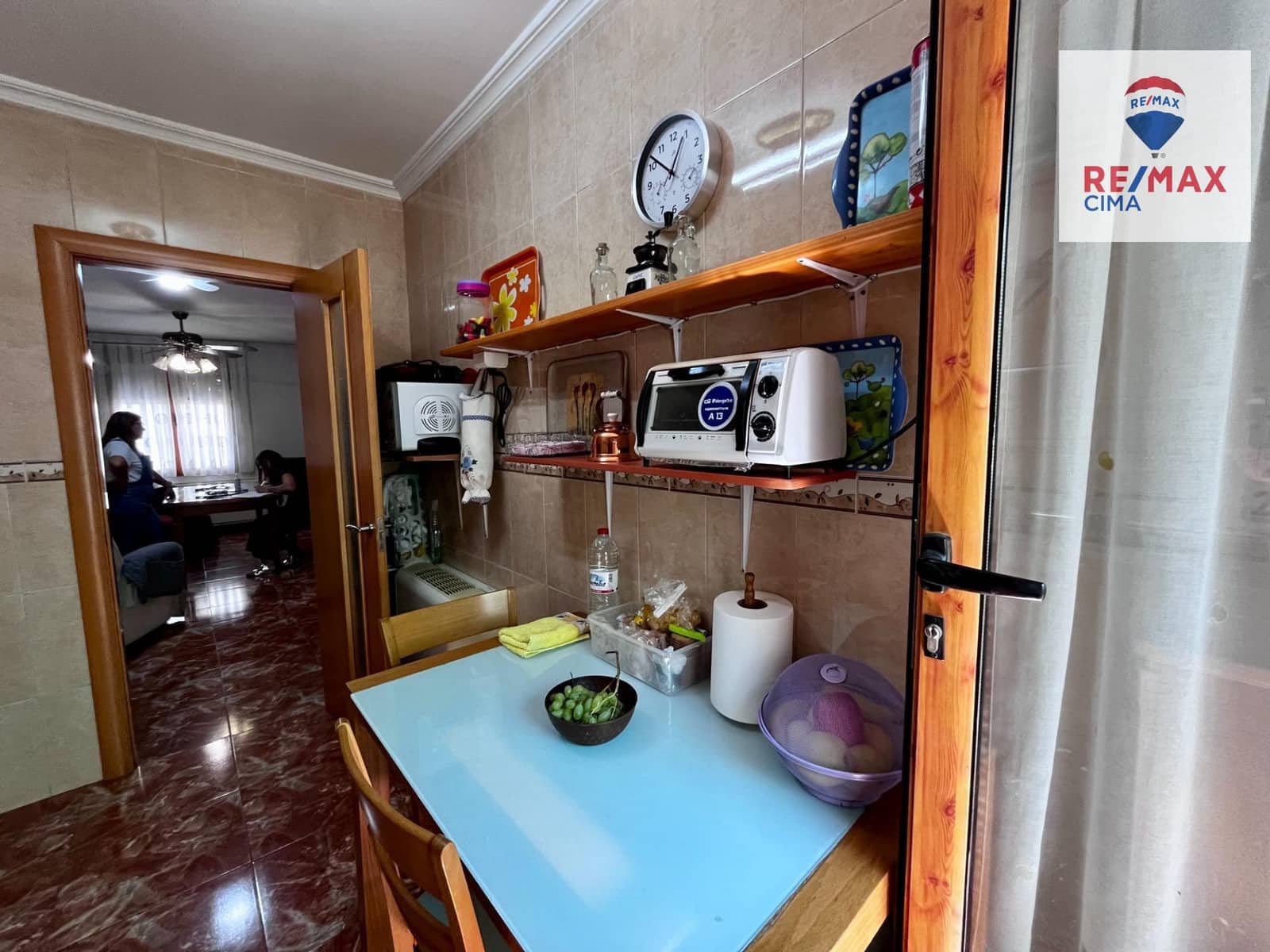 4 bedroom Townhouse for sale in Huescar with garage - € 200,000 (Ref: 9169693)