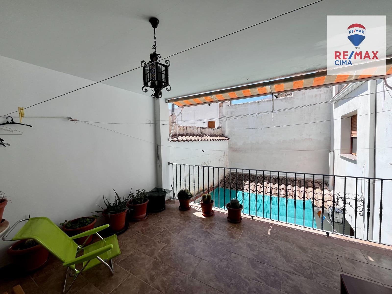 4 bedroom Townhouse for sale in Huescar with garage - € 200,000 (Ref: 9169693)