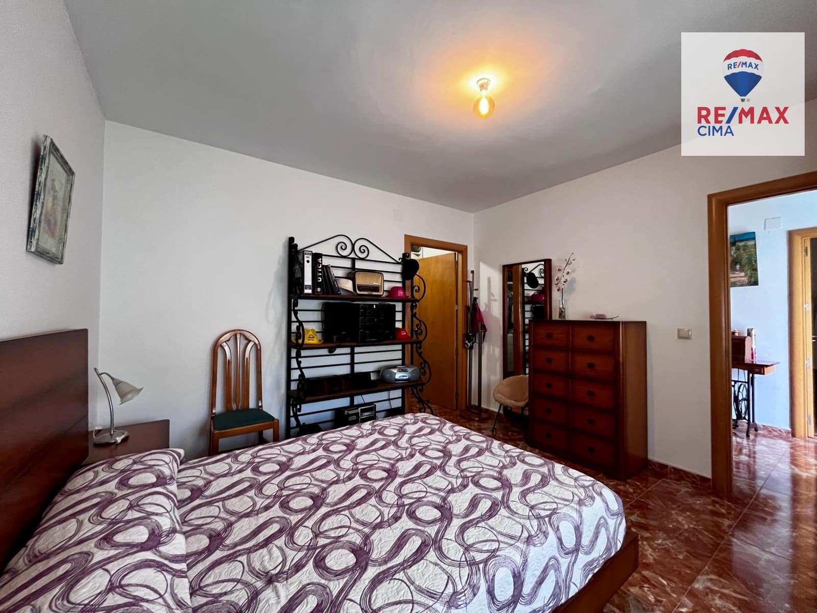 4 bedroom Townhouse for sale in Huescar with garage - € 200,000 (Ref: 9169693)