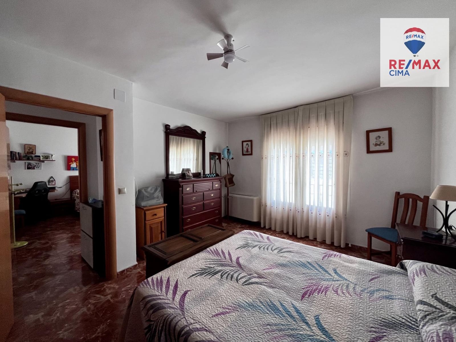 4 bedroom Townhouse for sale in Huescar with garage - € 200,000 (Ref: 9169693)
