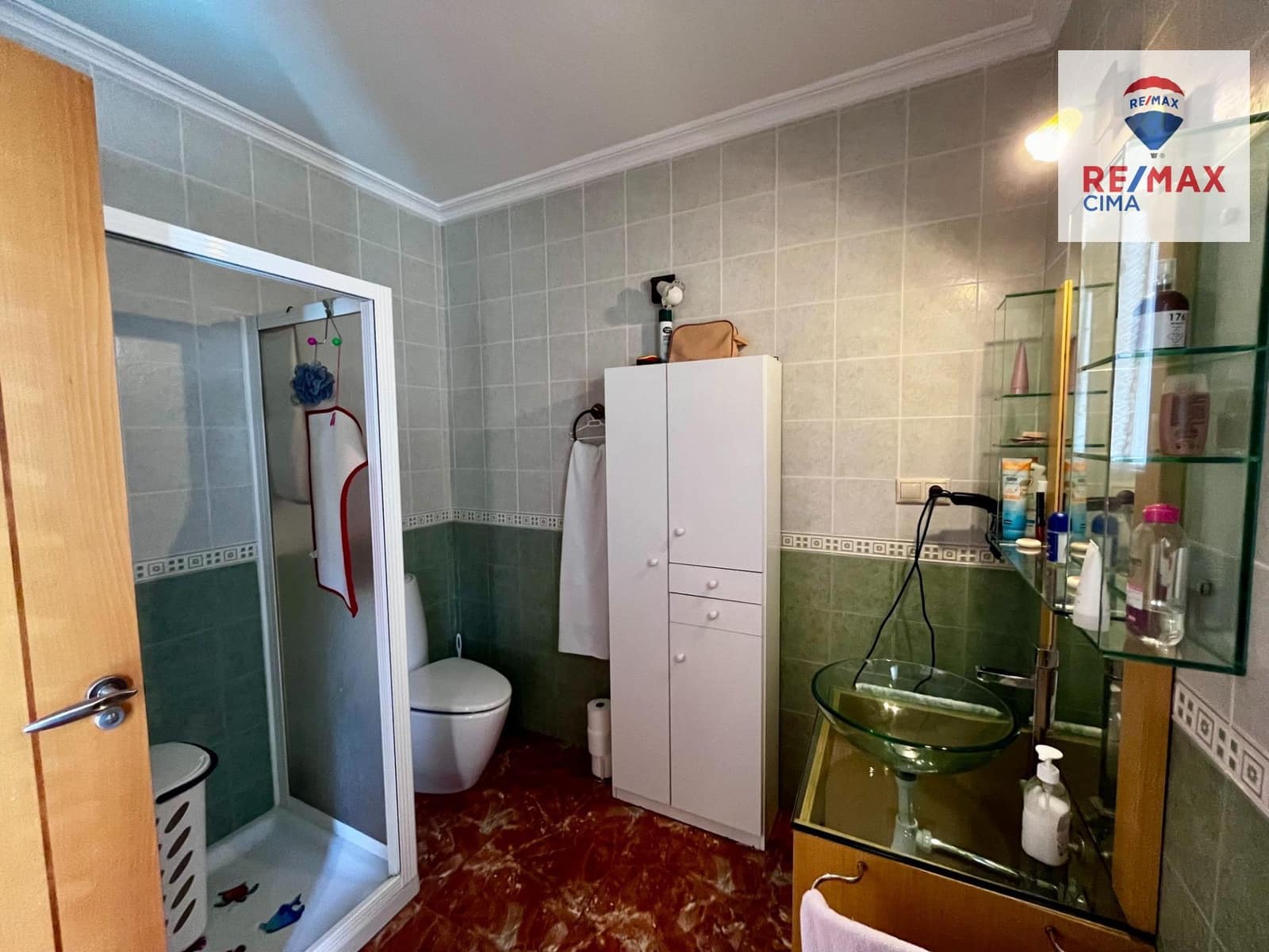 4 bedroom Townhouse for sale in Huescar with garage - € 200,000 (Ref: 9169693)