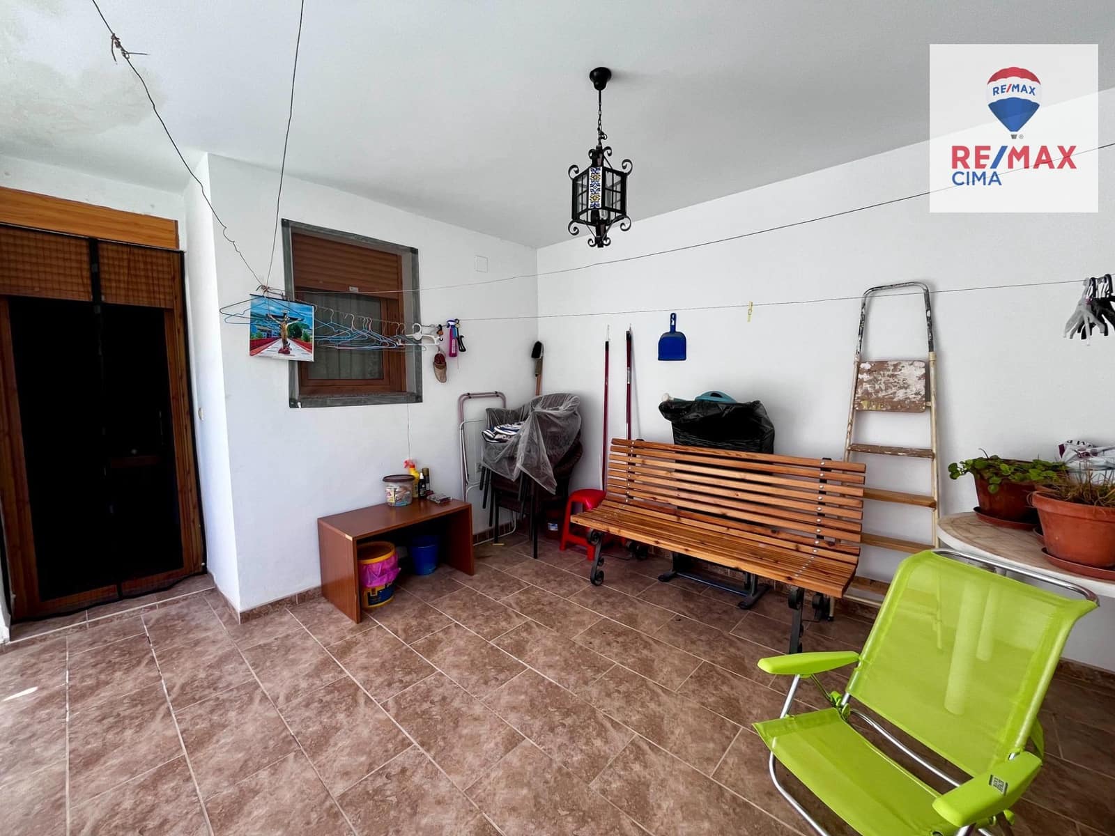 4 bedroom Townhouse for sale in Huescar with garage - € 200,000 (Ref: 9169693)