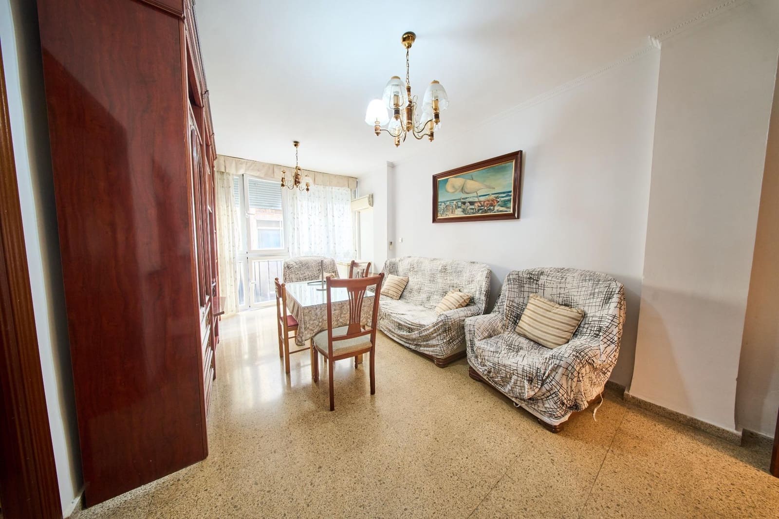Appartement de 3 chambres à louer à Grenade ville - 800 € (Ref: 9176580)