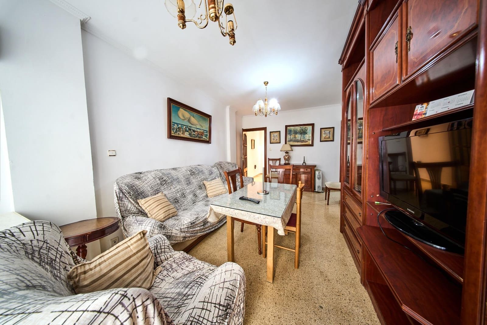 Appartement de 3 chambres à louer à Grenade ville - 800 € (Ref: 9176580)