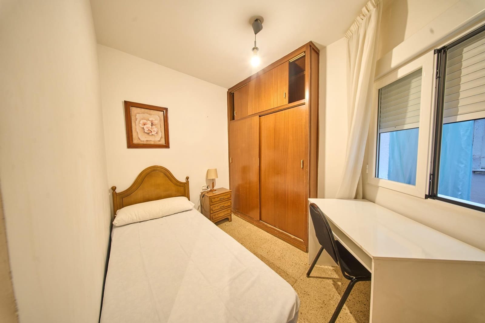Appartement de 3 chambres à louer à Grenade ville - 800 € (Ref: 9176580)