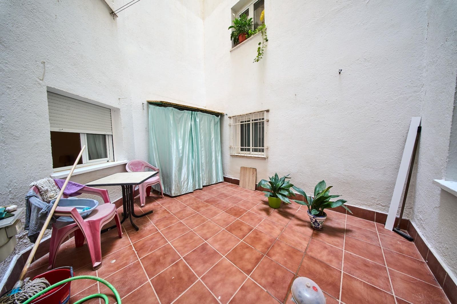 Appartement de 3 chambres à louer à Grenade ville - 800 € (Ref: 9176580)