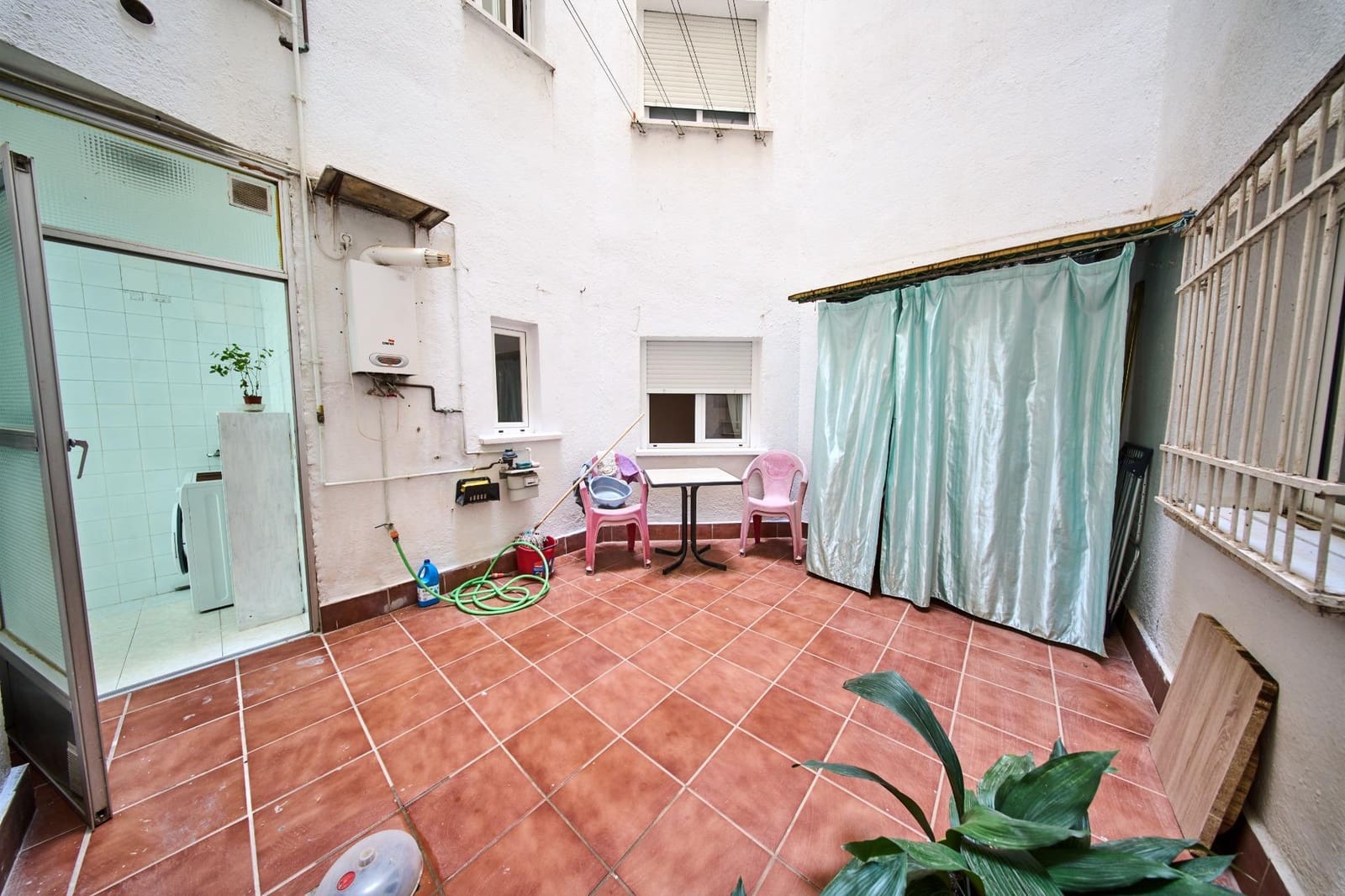 Appartement de 3 chambres à louer à Grenade ville - 800 € (Ref: 9176580)