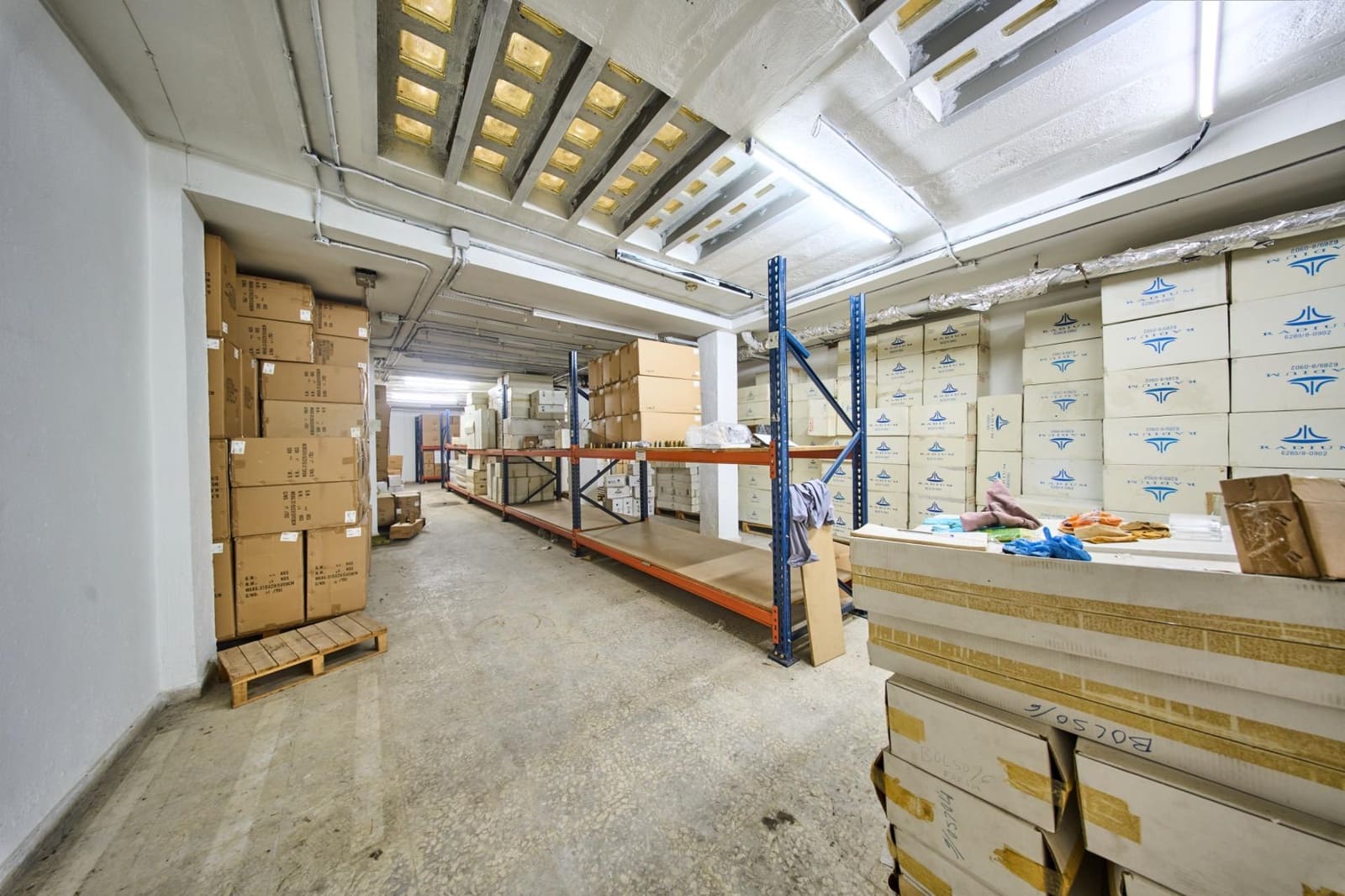 Local Comercial en Granada ciudad en venta - 185.000 € (Ref: 9183823)