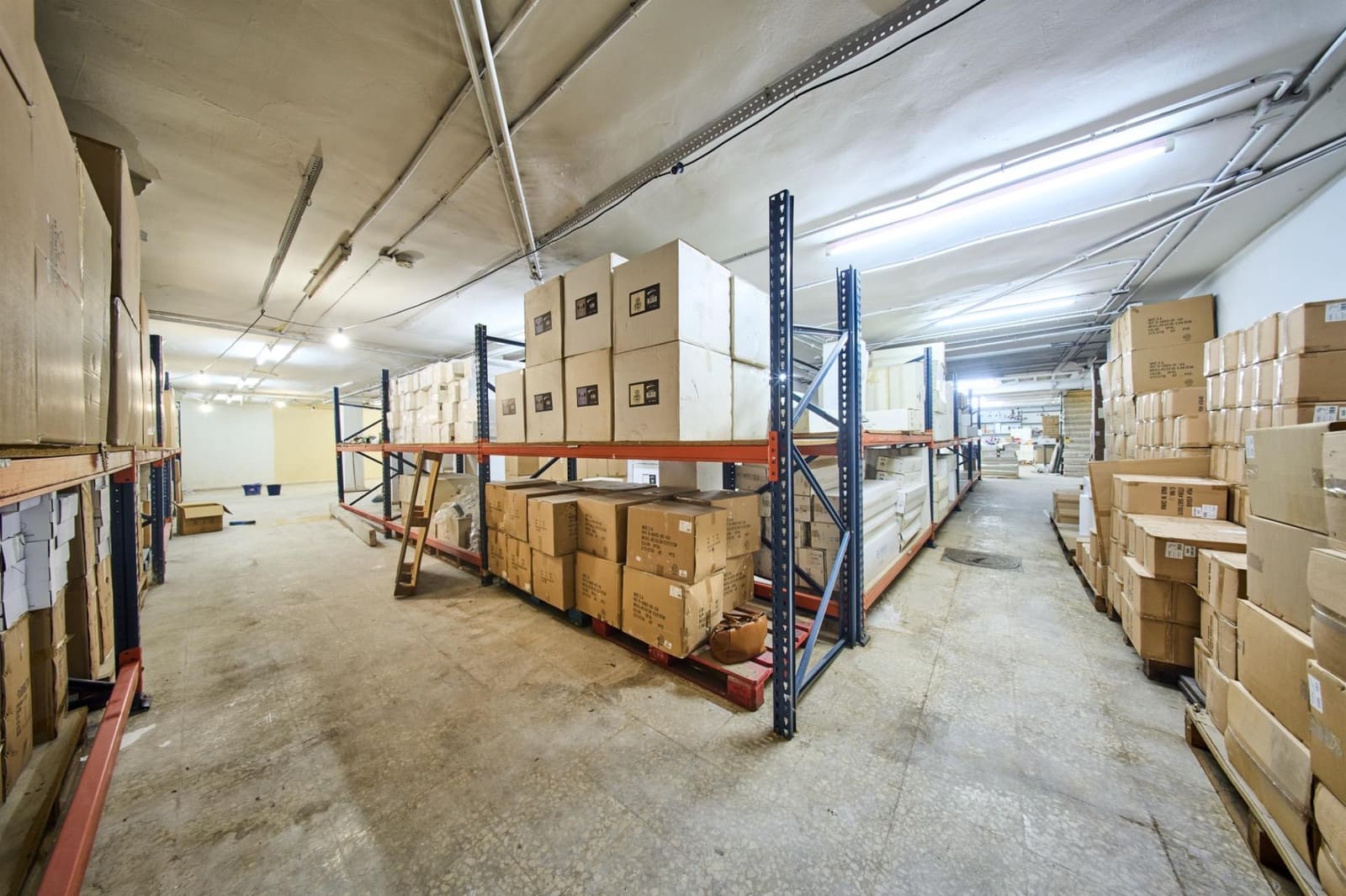 Local Comercial en Granada ciudad en venta - 185.000 € (Ref: 9183823)