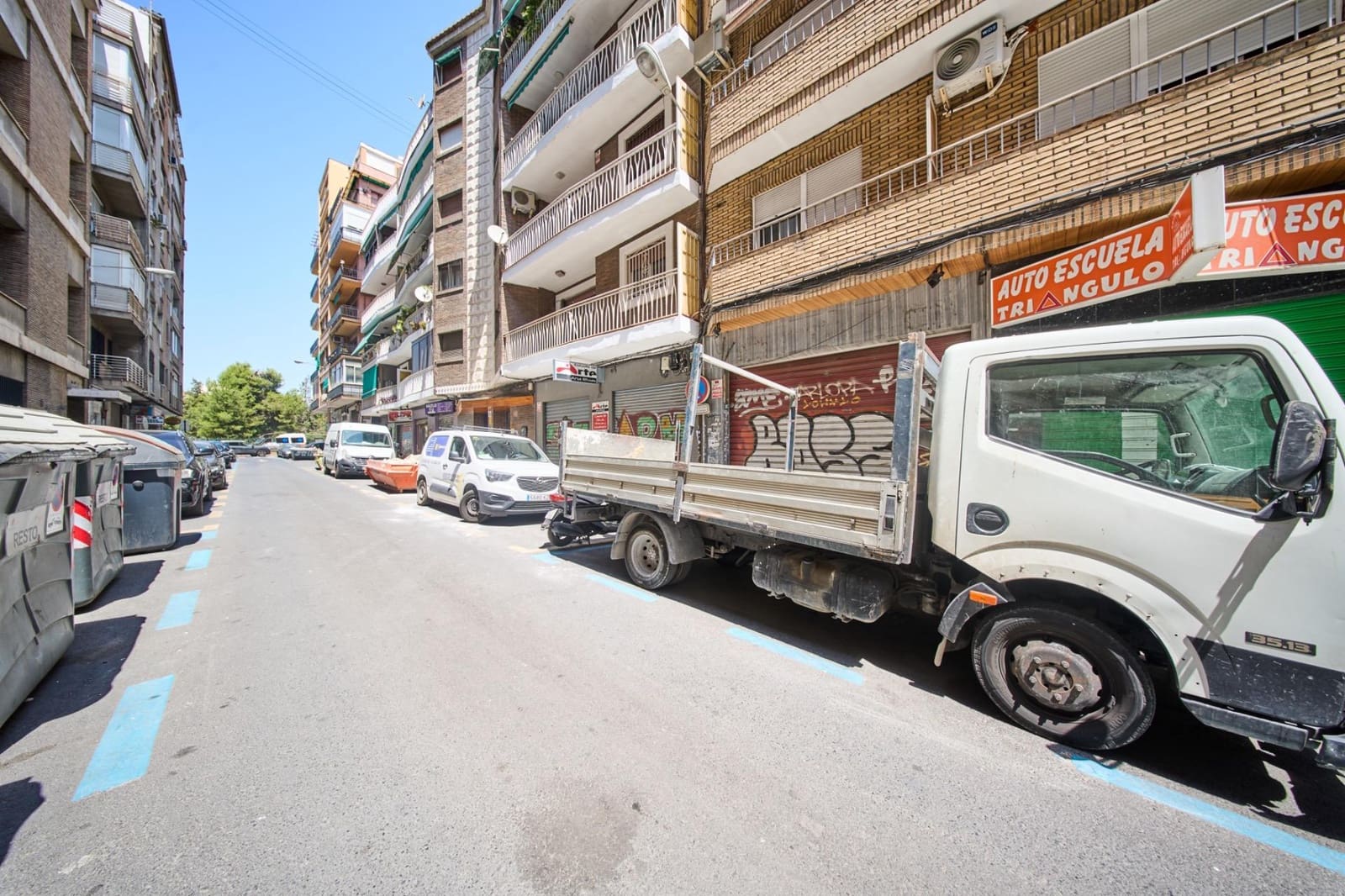 Local Comercial en Granada ciudad en venta - 185.000 € (Ref: 9183823)