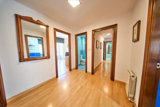 3 makuuhuone Asunto myytävänä paikassa San Francisco Javier, Granada kaupunki mukana 
autotalli - 285 000 € (Ref: 9187145)