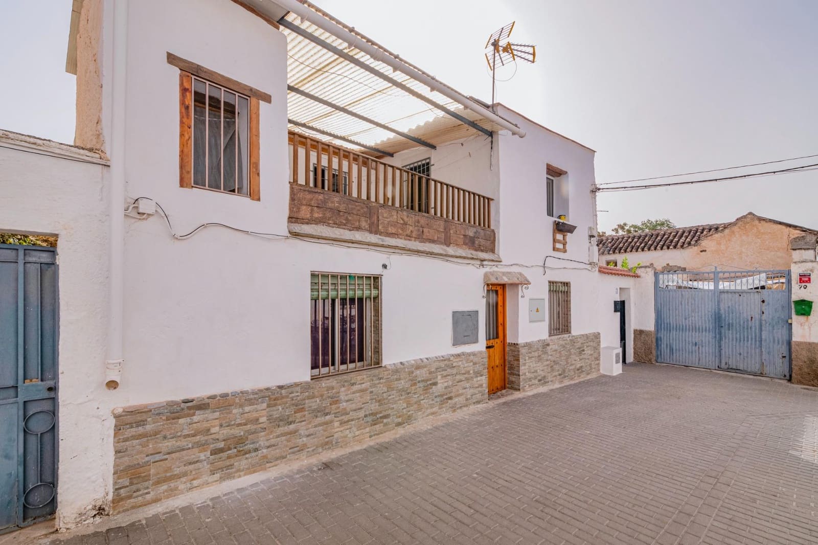Casa de 3 habitaciones en Gójar en venta - 139.000 € (Ref: 9202597)