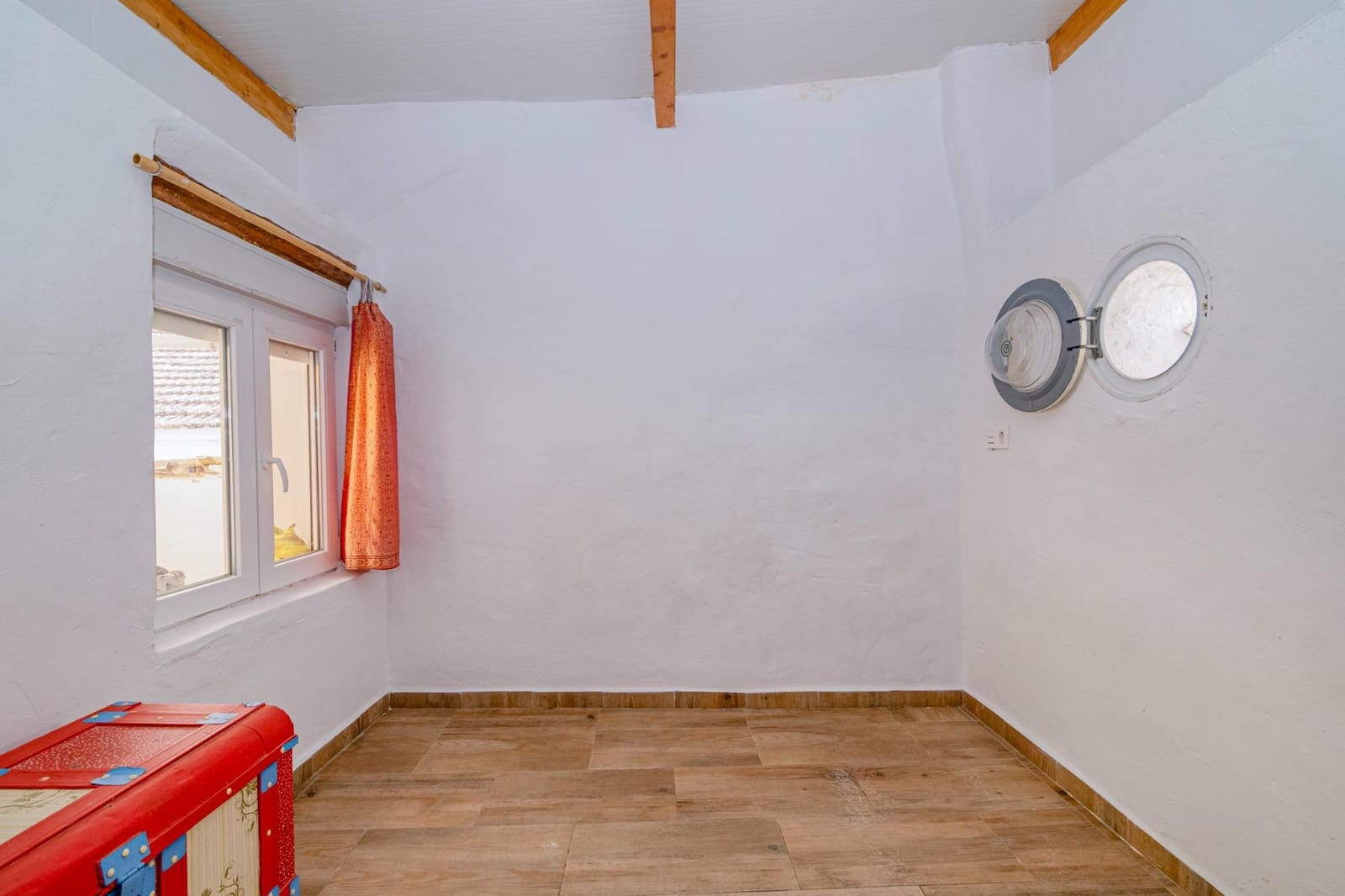 Casa de 3 habitaciones en Gójar en venta - 139.000 € (Ref: 9202597)