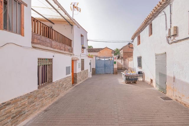 Casa de 3 habitaciones en Gójar en venta - 139.000 € (Ref: 9202597)