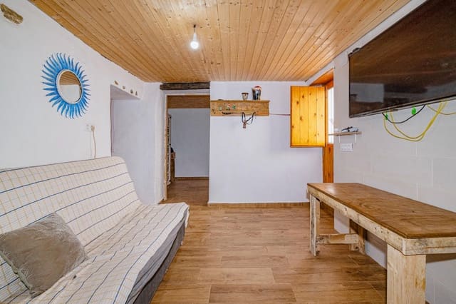 Casa de 3 habitaciones en Gójar en venta - 139.000 € (Ref: 9202597)