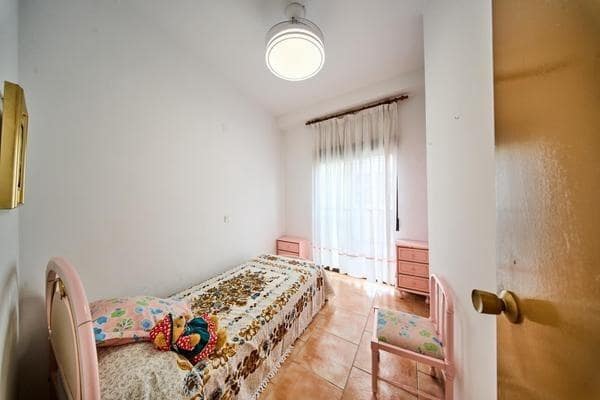 6 quarto Casa em Banda para venda em Campillo de Arenas - 63 500 € (Ref: 9204761)