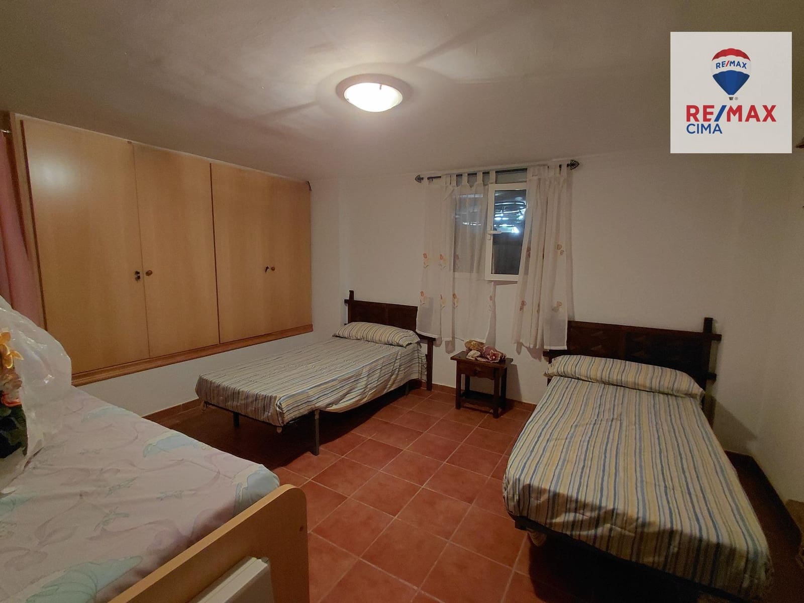 9 camera da letto Finca/Casa di Campagna in vendita in Cortes de Baza con garage - 140.000 € (Rif: 9217672)