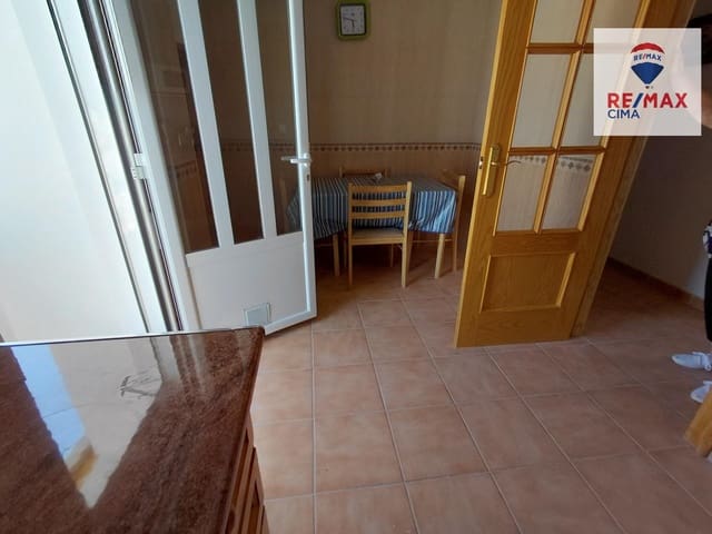 9 sypialnia Finka/Dom wiejski na sprzedaż w Cortes de Baza z garażem - 140 000 € (Ref: 9217672)