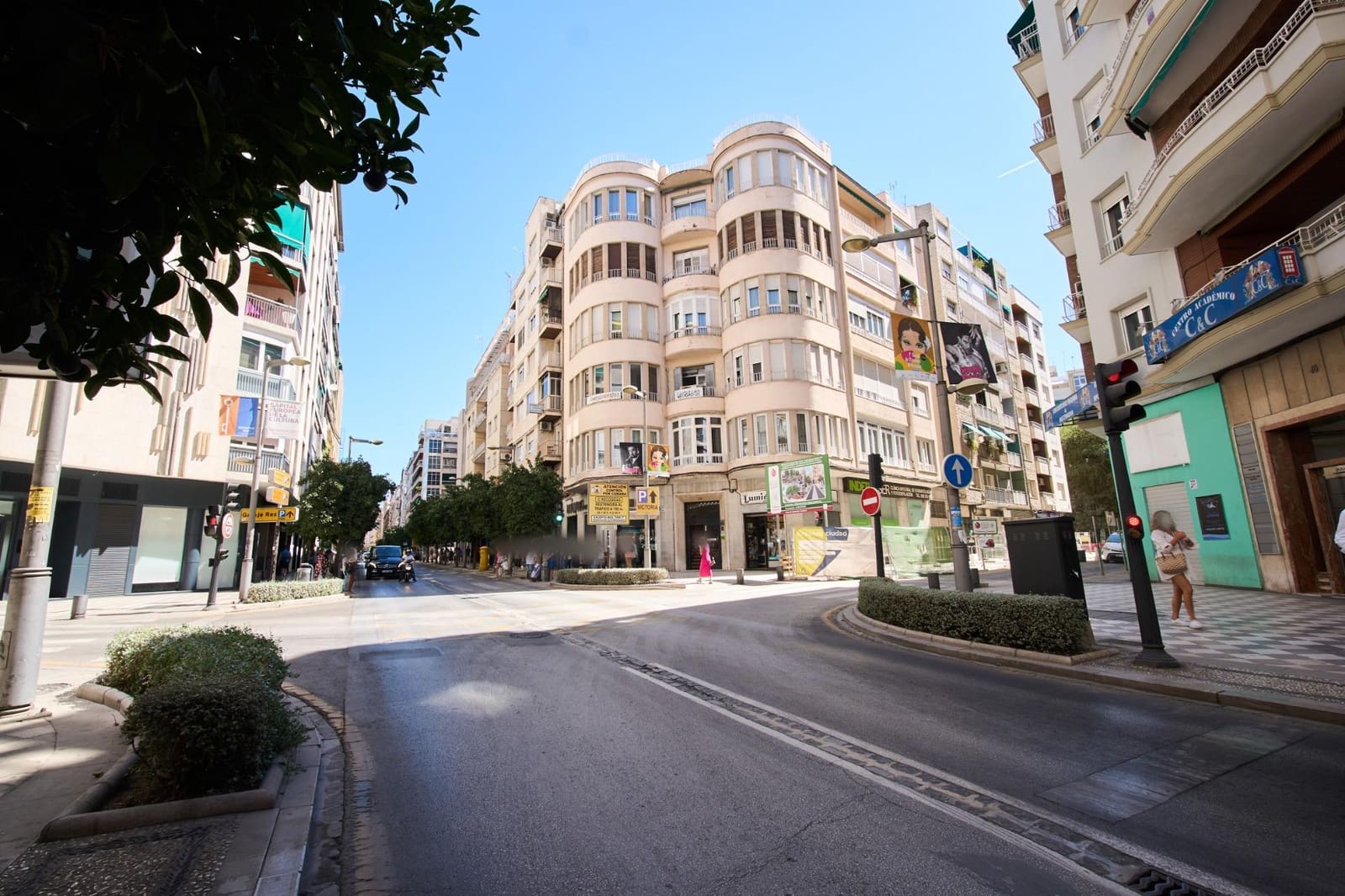 5 sovrum Lägenhet till salu i Granada stad - 472 000 € (Ref: 9236770)