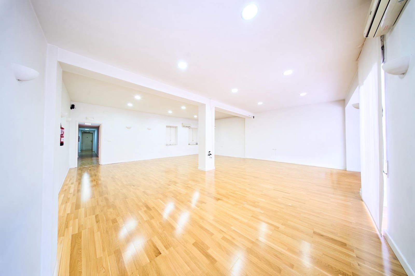 5 bedroom Flat for sale in Granada city - € 472,000 (Ref: 9236770)