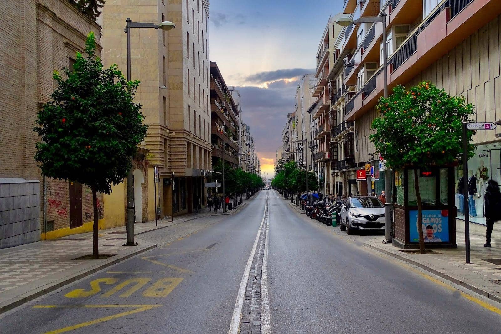 5 bedroom Flat for sale in Granada city - € 455,000 (Ref: 9236770)