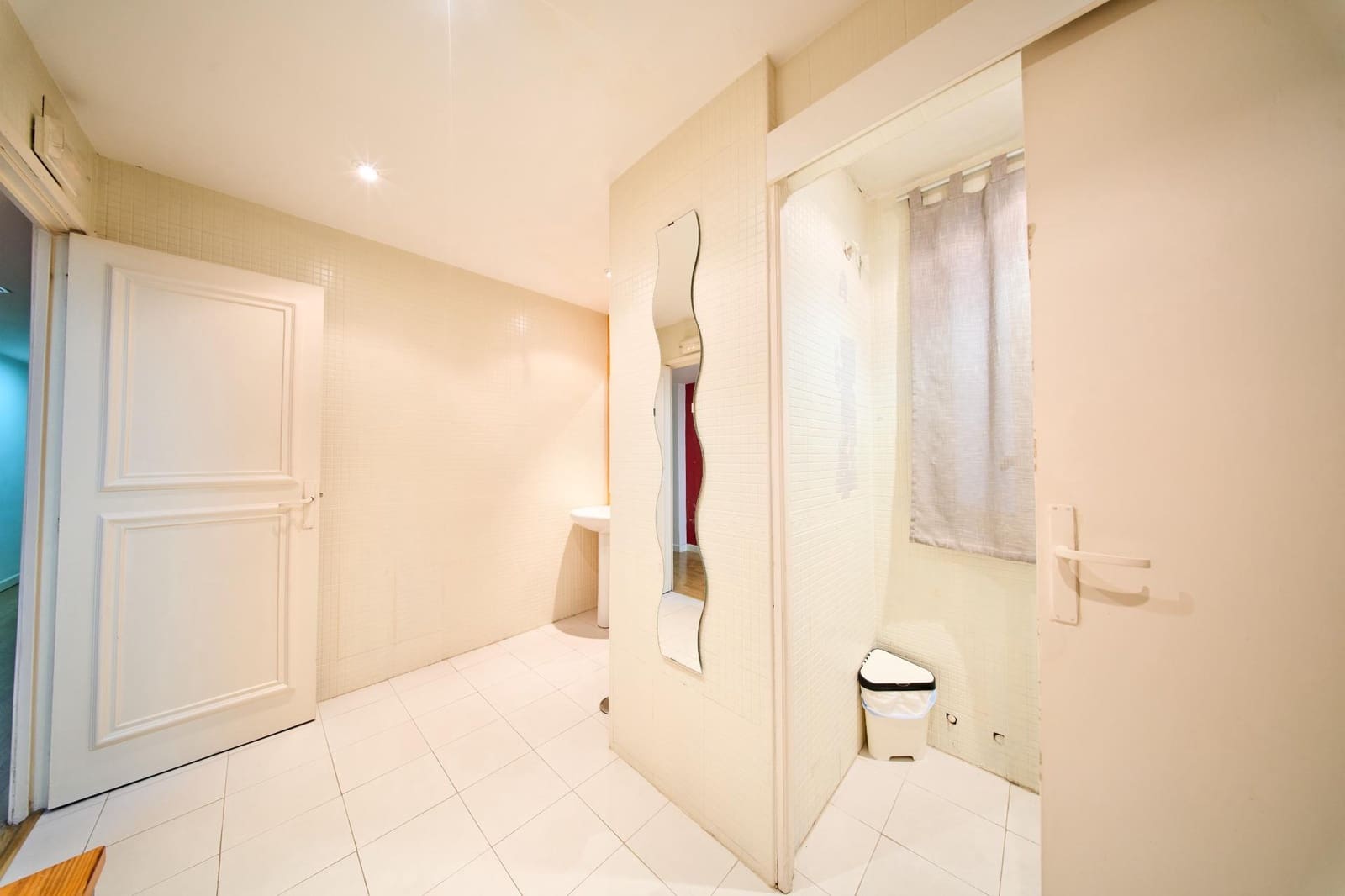 5 bedroom Flat for sale in Granada city - € 455,000 (Ref: 9236770)