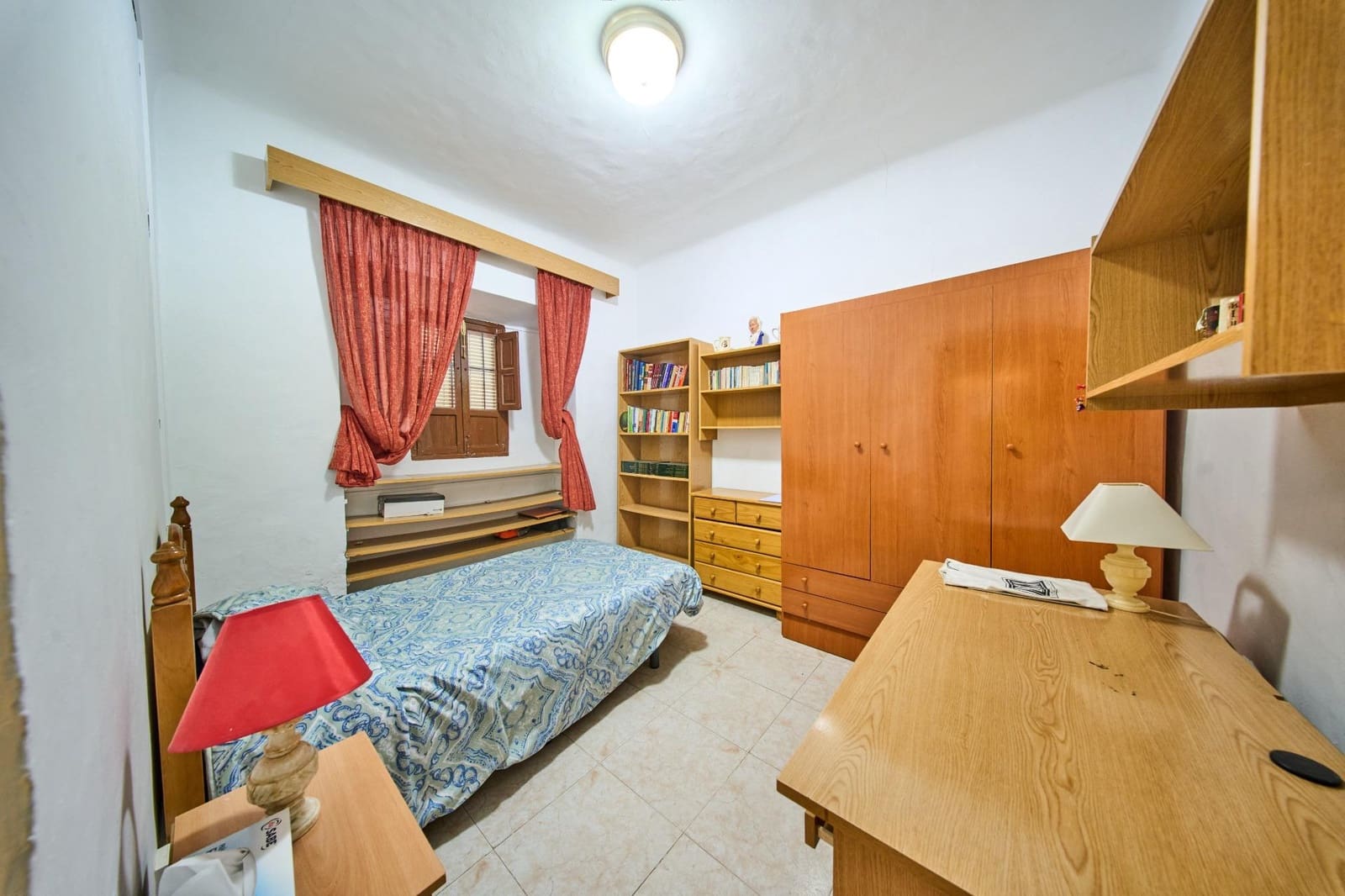 4 makuuhuone Omakotitalo myytävänä paikassa Moraleda de Zafayona mukana 
autotalli - 110 000 € (Ref: 9243239)