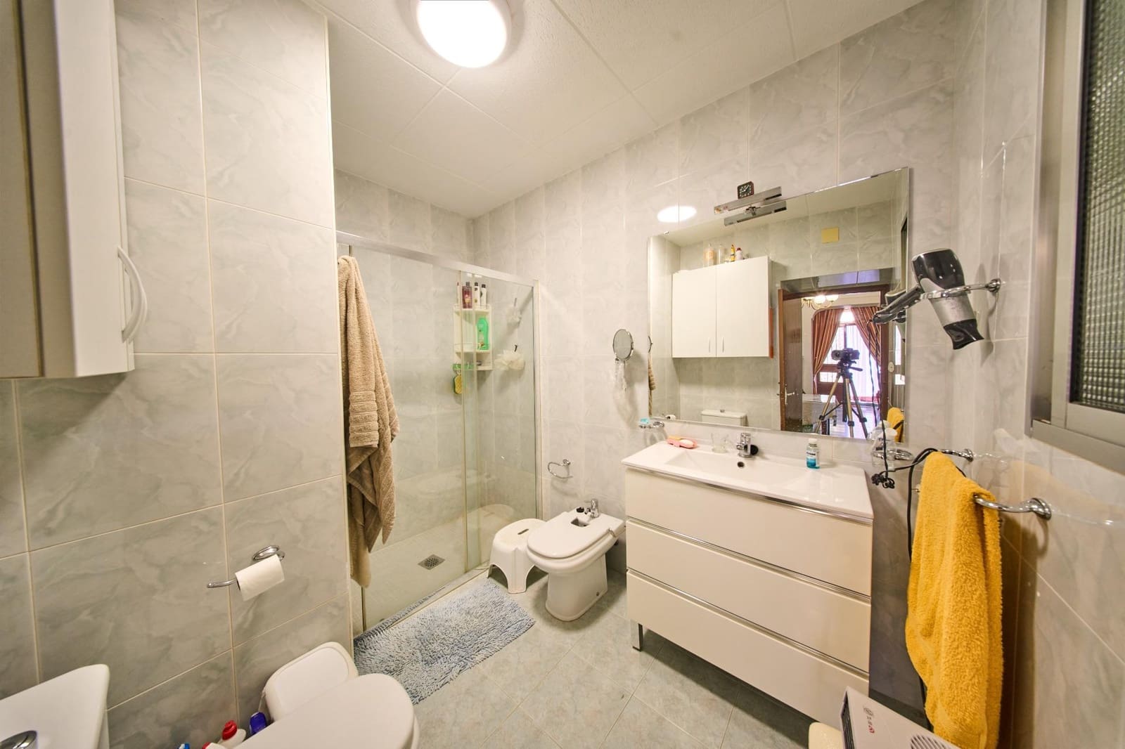 4 makuuhuone Omakotitalo myytävänä paikassa Moraleda de Zafayona mukana 
autotalli - 110 000 € (Ref: 9243239)